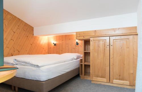 Kaprun Hotel | Sport & Wellness Hotel Das Falkenstein - Natural Swimming Lake - Matrix GYM - Summercard inklusive - Authentic experience - Flying wellness with Pool