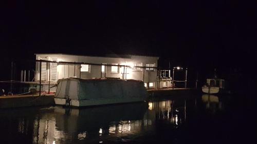 Bornheim Alquiler De Eote | Sportboot Lorenzo