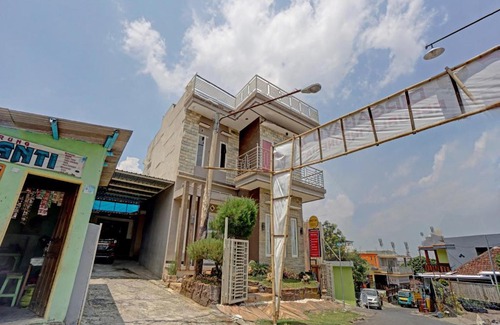 Oro Oro Ombo Hotel | SPOT ON 90664 Adem Ayem Homestay