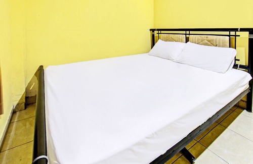 Mataram Hotel | SPOT ON 92420 Kos Agi Mataram Near Masjid Hissoh Al-Faham