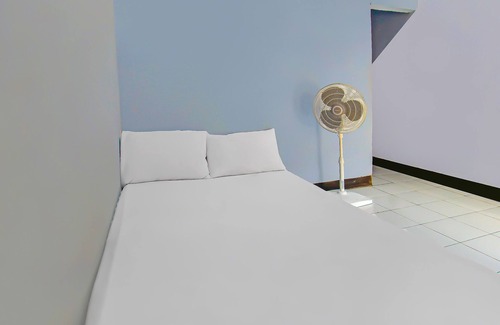 Kecamatan Janapria Hotel | SPOT ON 92507 Sukandi Homestay Near The Semeton Homestay