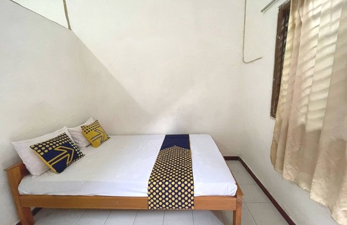 Sidoarjo Hotel | SPOT ON 93644 Sederhana Homestay