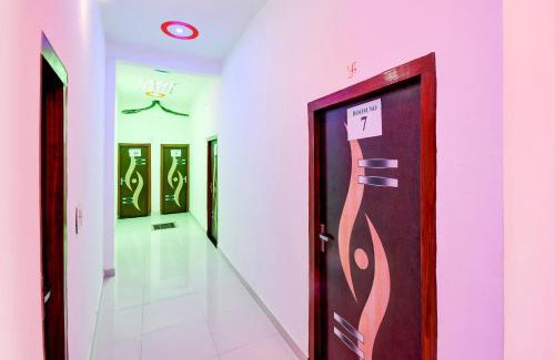 Gorakhpur Hotel | SPOT ON Hotel Shivoy