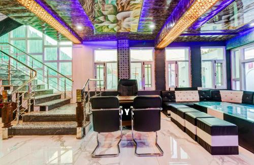 Srinagar Hotel | SPOT ON Impulse Homes