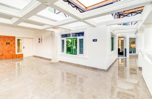 Srinagar Hotel | SPOT ON Impulse Homes