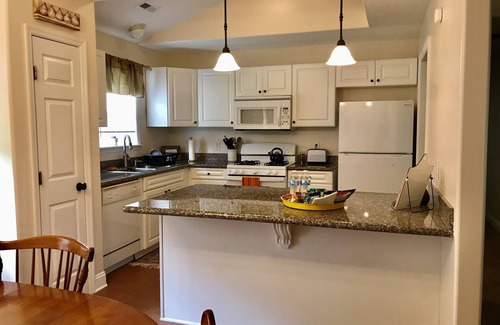 New Bern Casa | Spotless, comfortable and safe. Great location with excellent kitchen + backyard