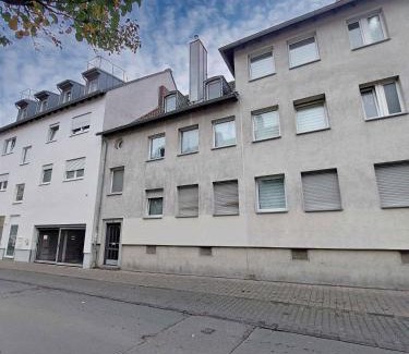 Rhein-Erft-Kreis District Apartamento | Spotless Family Retreat, Fully Equipped & Central