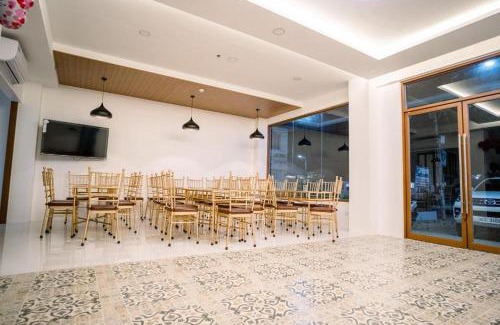 Lucap Hotel | Spotlight Hotel near Hundred Islands Wharf