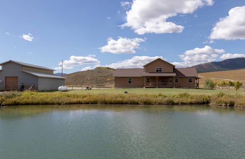 Freedom Casa | Spotted Moon Ranch - River Front - Two Bedroom Cabin