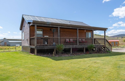 Freedom Casa | Spotted Moon Ranch - River Front - Two Bedroom Cabin