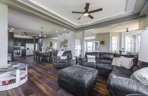 Berry Casa | Sprawling Kentucky Getaway w/ Private Pool!