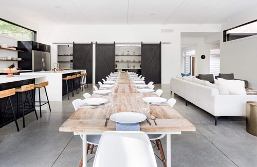 Union Pier Casa | Sprawling Modern Home with Chef's Kitchen, Pool & Hot Tubs - walk to the beach!