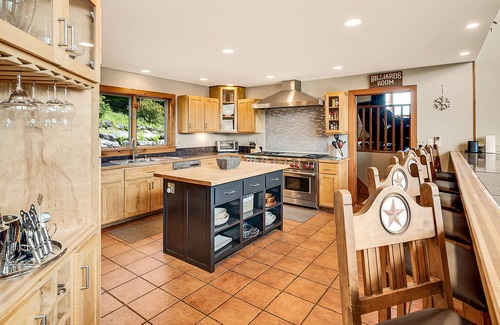 Sunday River Area Casa | Sprawling mountain-view home with private pool, hot tub, game room, & fireplace