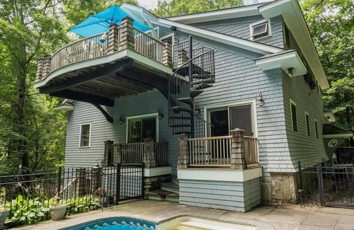 Greenfield Center Casa | Sprawling Saratoga Estate w/ Pool and Game Room (mins to Track)