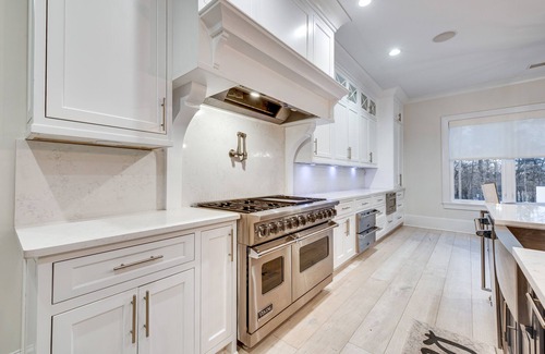 Suwanee Casa | Sprawling Suwanee Home: Theater, Pool, Hot Tub!