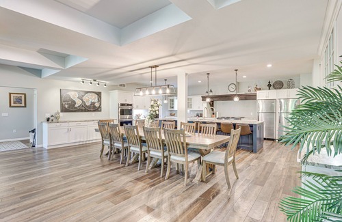 Wisconsin Dells Villa | Sprawling Wisconsin Dells Home w/ Deck & Fire Pit