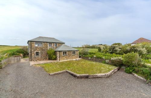 Rock Casa | Spring Barn
