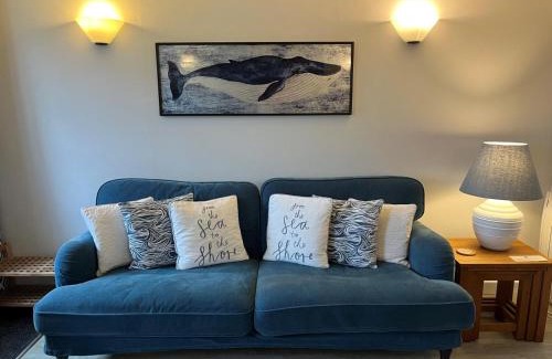 Edmonton Casa | Spring Cottage