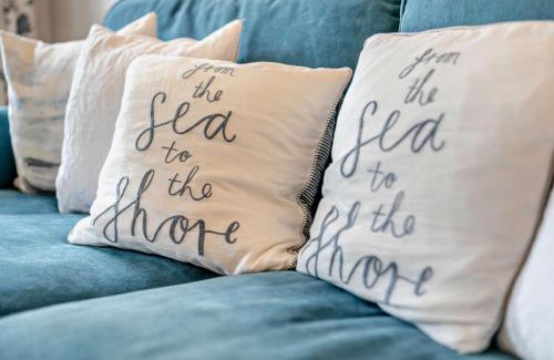 Edmonton Casa | Spring Cottage