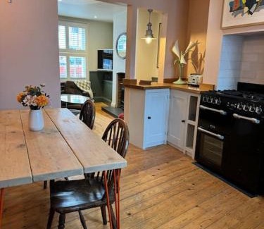 Rye Casa | Spring Crescent Cottage in Rye