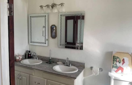 Caribbean Estates Apartamento | Spring Garden A Cozy Nook near Portmore & Kingston