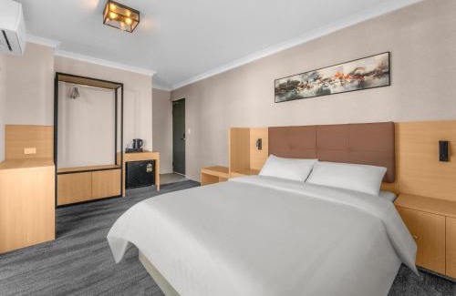 Fortitude Valley Hotel | Spring Hill Inn