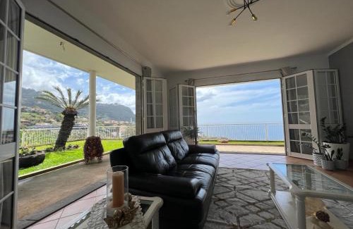Arco da Calheta Casa | Spring House AL