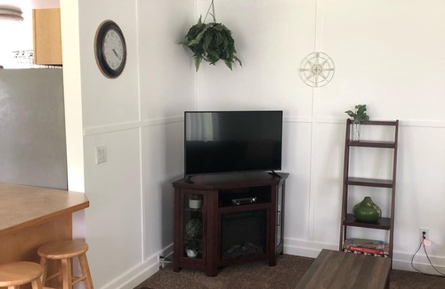 Spring Lake Cabaña | Spring Lake Waterfront Cottage