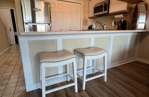 Spring Lake Condominio | Spring Lake Waterfront Condo with nearby Marinas