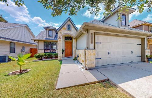 College Station Casa | Spring Leaf Quarters
