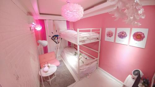 Namyeong-dong Hotel | Spring Light