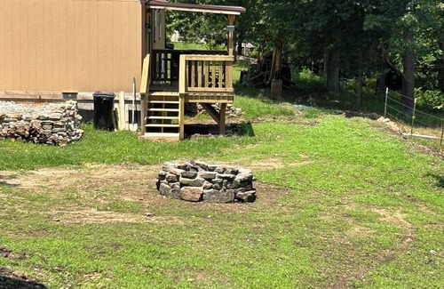 Licking Cabaña | Spring Retreat with Private deck, pets welcome