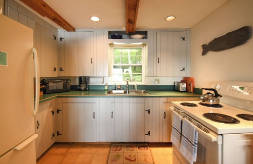 Raymond Cabaña | **SPRING SPECIAL** Charming pet-friendly camp on peaceful Panther Pond!