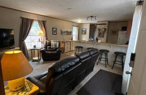 Cripple Creek Cabina | Spring Special Price Private, Romantic, Dog friendly, NEW HotTub, Hiking