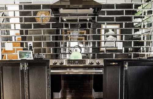 Hunter Casa | Spring to Hunter Mountain, NY in style @killercatmountainhouse