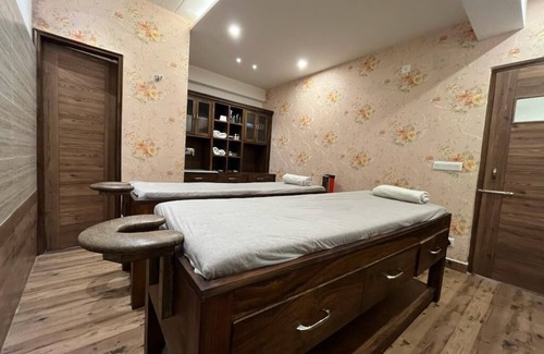 Bhagsu Nag Hotel | Spring Valley Resort By DLS Hotels