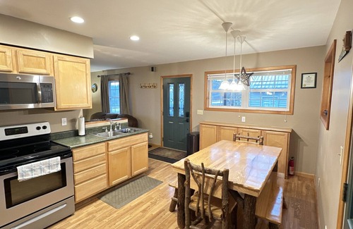 Weedville Casa | Spring View Lodge, Elk Country PA