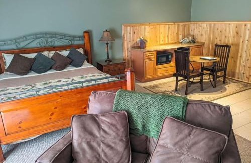Prudenville Casa | Springbrook North Woods