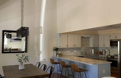 Canton Cabaña | Springdale Hemlock Forest Home