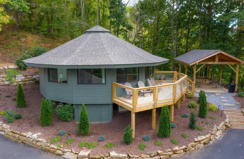 Canton Cabaña | Springdale Treehouse Lodging 3