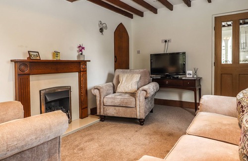Cymau Cabaña | SPRINGFIELD COTTAGE, character holiday cottage in Marford