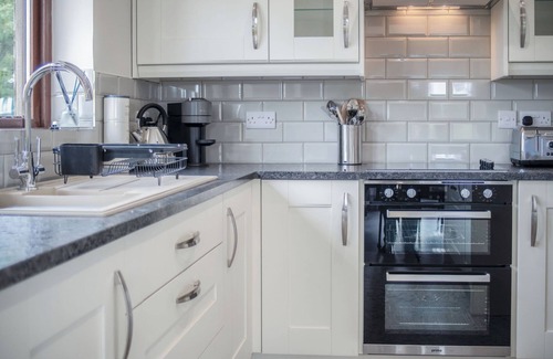 Narberth Cabaña | Springfield Lodge - 3 Bedroom Home - Princes Gate