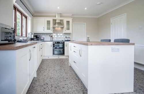 Narberth Cabaña | Springfield Lodge - 3 Bedroom Home - Princes Gate