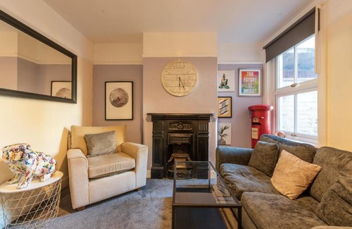 Reading Casa | Springfield Place - 3 Bed Cent Reading - Long term savings - Free Parking