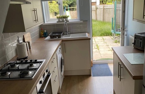 Risca East Casa | Springfield Retreat