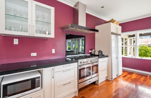 Springfield Casa | Springfield Rise Lodge - Rotorua Holiday Home