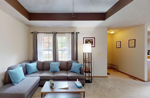 Brookline Station Casa | Springfield Serenity