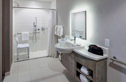 Clearwater Beach Hotel | SpringHill Suites by Marriott Clearwater Beach