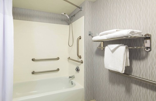 Downtown Louisville Hotel | SpringHill Suites by Marriott Louisville Downtown