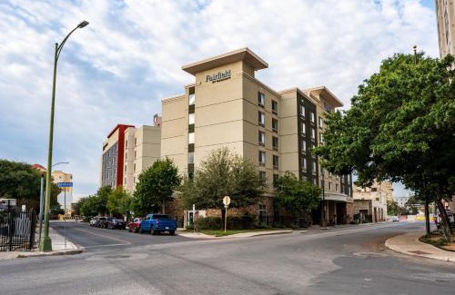 Downtown San Antonio Hotel | Springhill Suites by Marriott San Antonio Alamo Plaza/Convention Center
